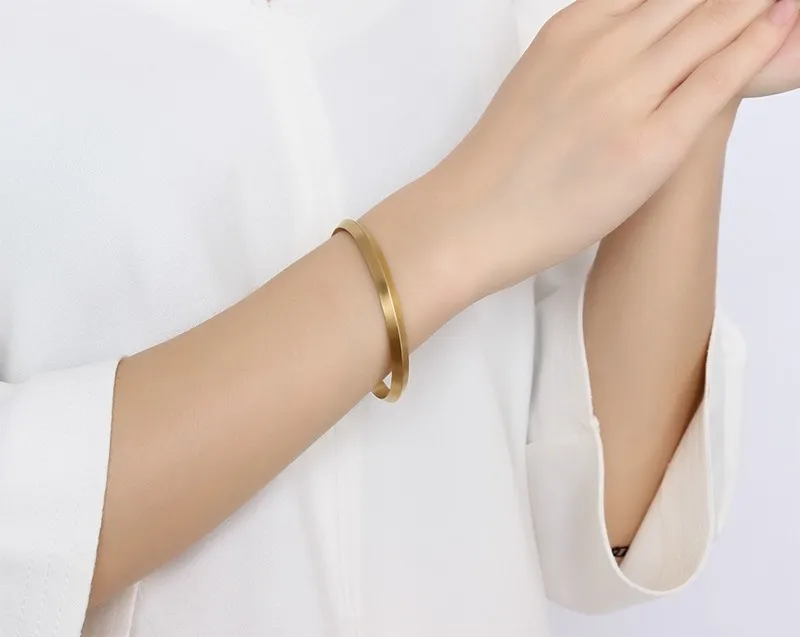 Женский Браслет-манжета, 3 цвета, качественный браслет из нержавеющей стали, золотой, черный, вакуумное покрытие, ювелирные изделия - Окраска металла: gold