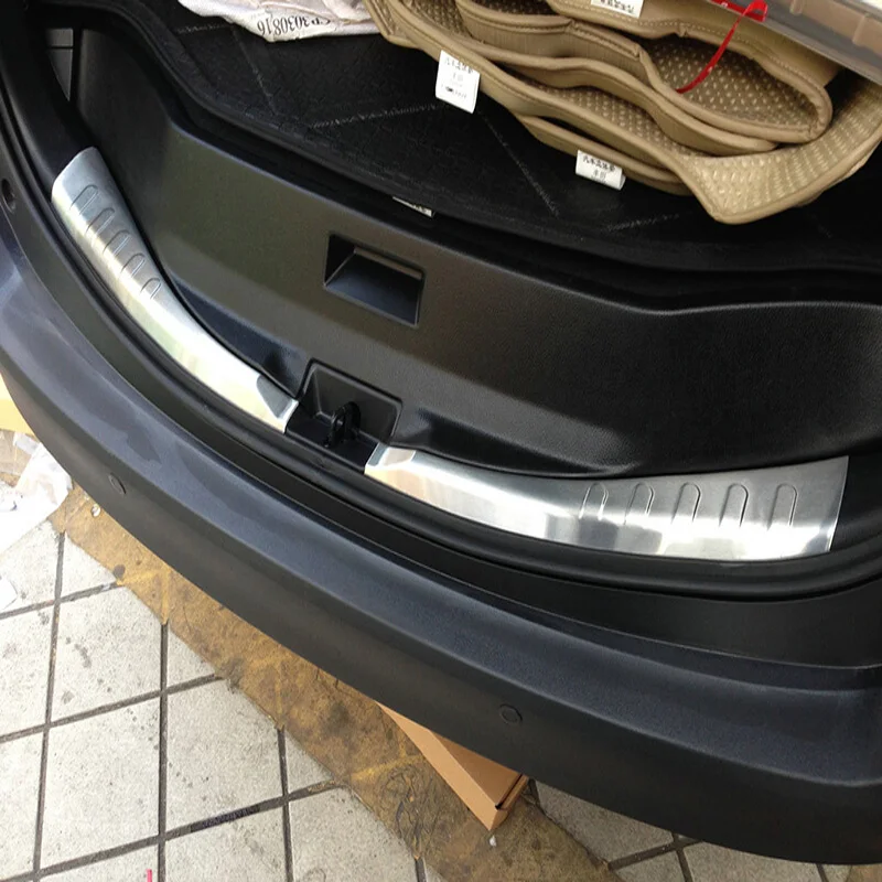 

For Toyota RAV4 2014 2015 2016 2017 2018 Stainless Steel Inner Rear Bumper Protector Trunk Threshold Guard Cover 2PCS