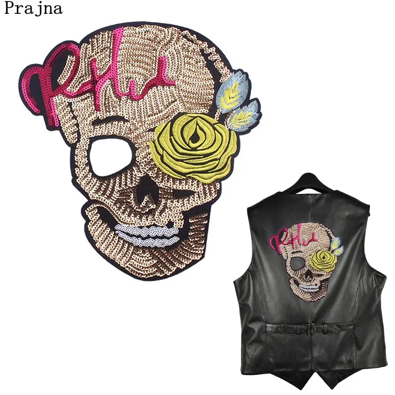 Dise/ño de calavera Bones dados 8/ Ball hierro bordado//coser en parche biker chaqueta Insignia