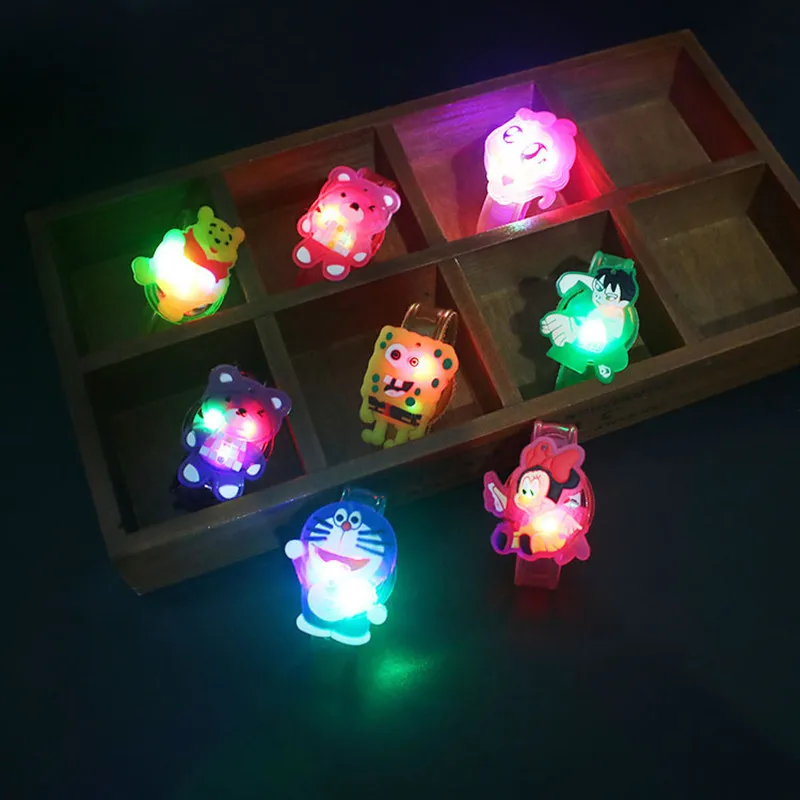 

2018 Multicolor Flash Toy Wristband Dance Party High Quality Dinner Party Gifts Children Random LED Lanterns Random Delivery