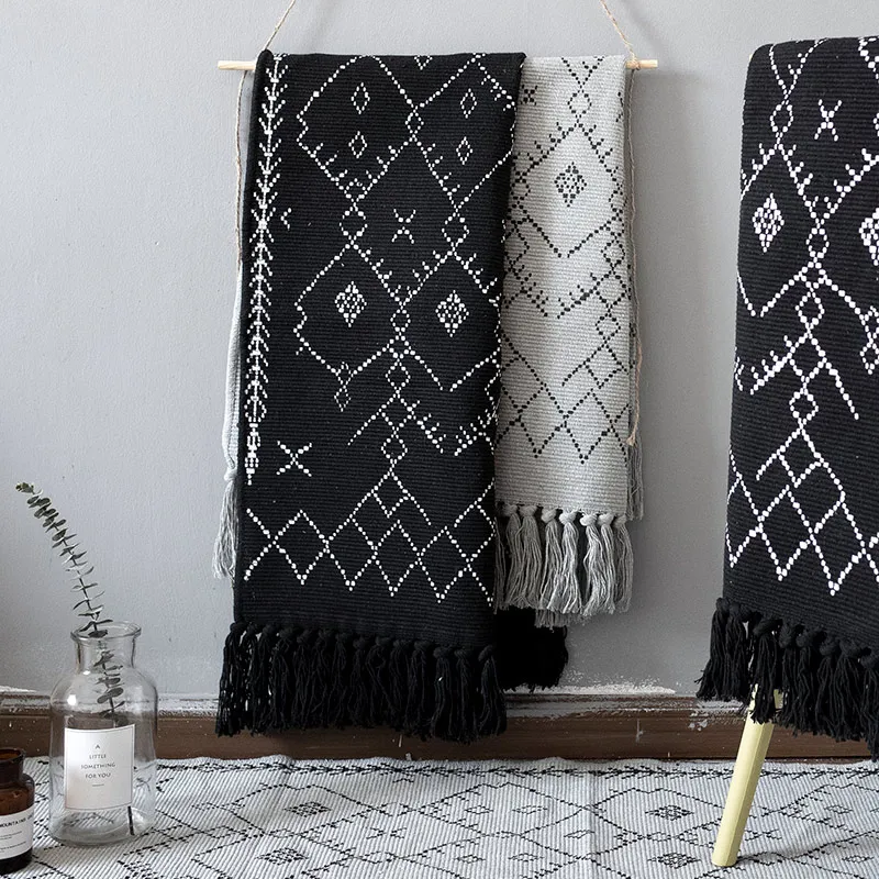 

100% Cotton Hand Woven Reversible Rug Grey Geometric Handmade Runner Tassels Design Handmade Area Rug Living room/Entryway Mat