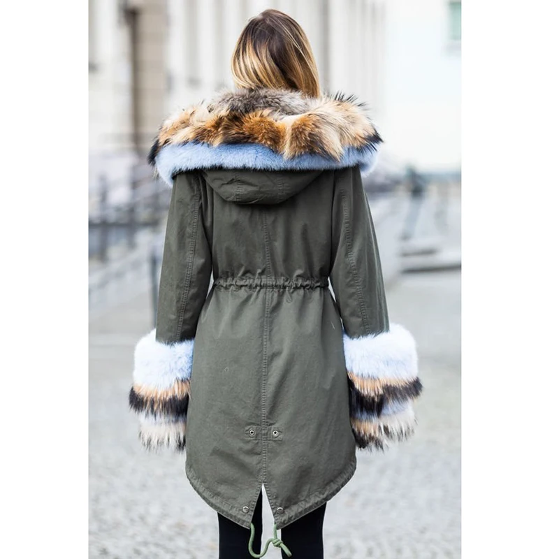 pol_pm_Parka-damska-obszyta-naturalnym-futrem-z-lisa-i-jenota-1236_11
