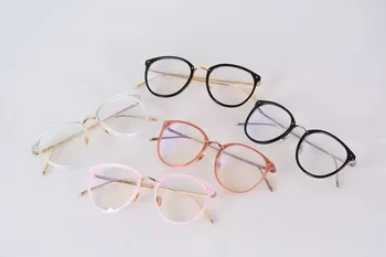 

LIRIKOS Pure Titanium Granny Chic Fashionable Rounded Women Glasses
