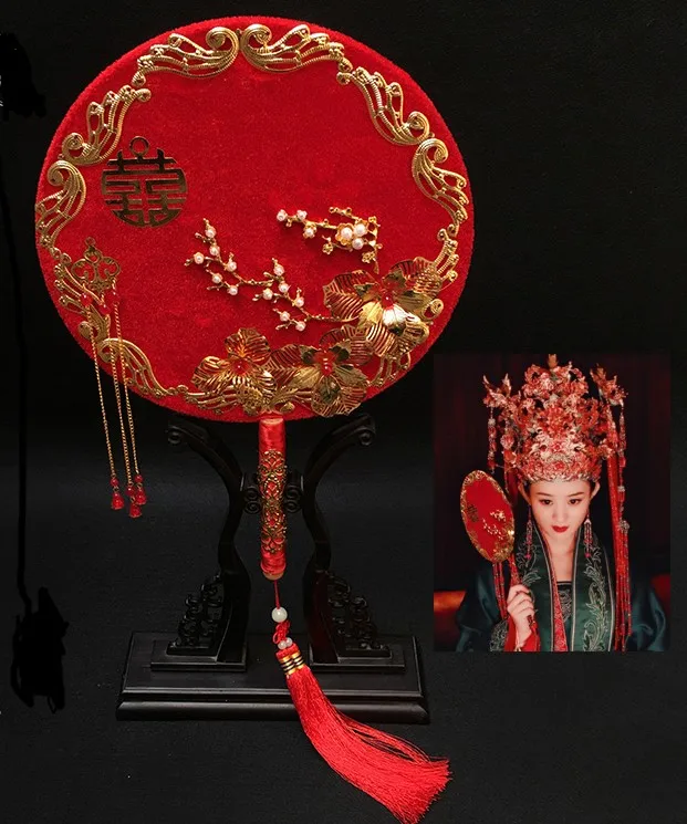 

Handmade Chinese fan Round Hand fan Ancient Bride fan Red for wedding