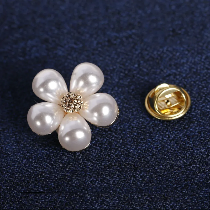 

Daisy Flower Simple Pearl Brooch Brooches Fixed Bib Non-slip Pin for Women Cardigan Clip Scarf Buckle Pins Clothes Accessories