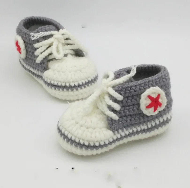 

QYFLYXUESpring And Autumn Winter New Handmade Baby Baby Sweater Hand Hook New Baby Milk Cotton Knitted Sports Shoes