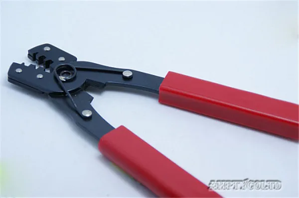 

1x HT-202A , Terminals Crimping Tool , AWG 14-28 , MADE IN TAIWAN
