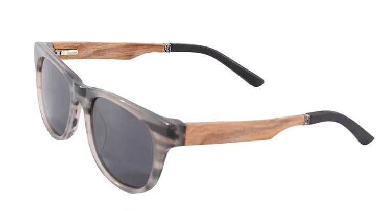 Стиль пластмассовые очки с декорартивными металлическими частями поляризованных солнцезащитных очков Экологичные покрытия Солнцезащитные очки Мужчины Женщины Óculos ZF109
