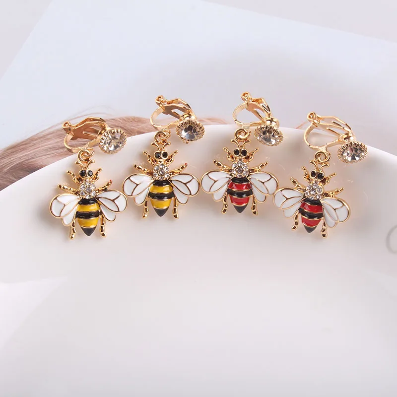 

JIOFREE Korea Style bee Cartoon Rhinestone Clip on Earrings Without Piercing for Women Cute Ear Clip New No Pierced Earrings