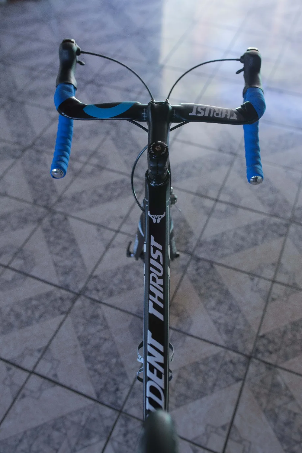 Flash Deal TRIDENT 2019 Complete bicycle road carbon frame 22-speed frame black red chameleon accepts custom paint 4