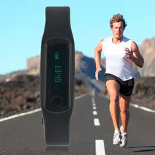 M6D WristWatch Bluetooth 4.0 Smart Watch Sport Pedometer For IOS For Android