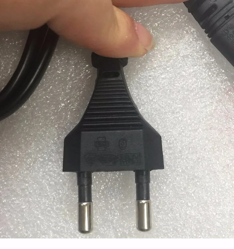 Input-Plug-3