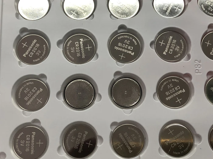 

200pcs/lot New Original Battery For Panasonic CR2016 3V Button Cell Coin Batteries for Watch Computer CR 2016 Free Shipping