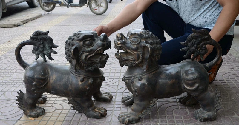

22" China Palace FengShui Bronze Copper Guard Pi Xiu Lion Beast Animal Statue