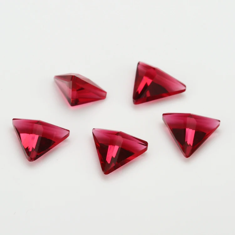 100pcs 3x3~10x10mm Triangle Shape Loose Stone Garnet Red Color Glass Synthetic Gems For Jewelry DIY Stone