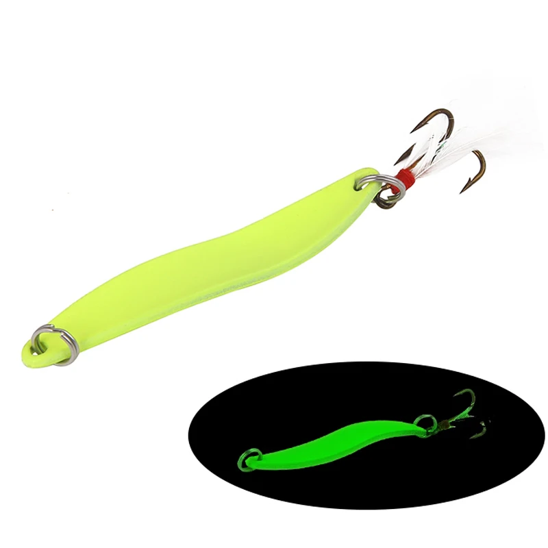 

Metal Spinner Spoon Fishing Lure Isca Hard Bait Sequins Noise Paillette with Feather Treble Hook Luminous Tackle