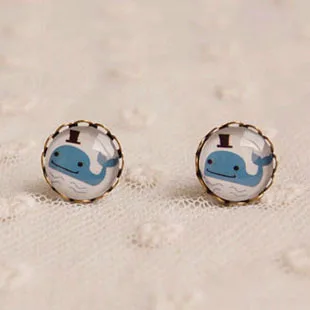 

Fashion New Arrival 12mm Vintage cute blue whale stud earrings Retro bronze Glass Cabochon Post Earrings Wholesale