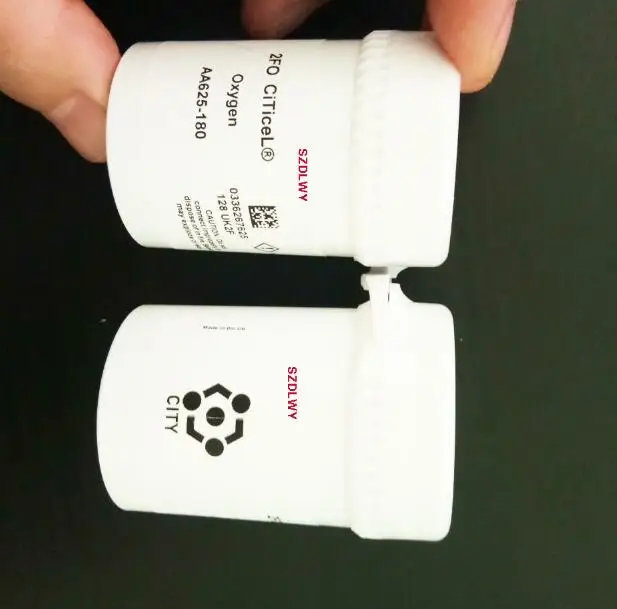 

AA625-180 Oxygen (O2 ) Gas Sensor