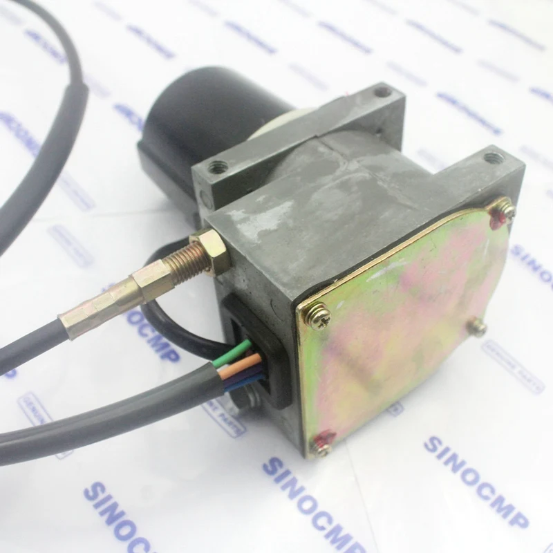 sinocmp- -excavator-parts-r290c-7h-r80-7-governor-motor-throttle-motor-21en-32240 (7)