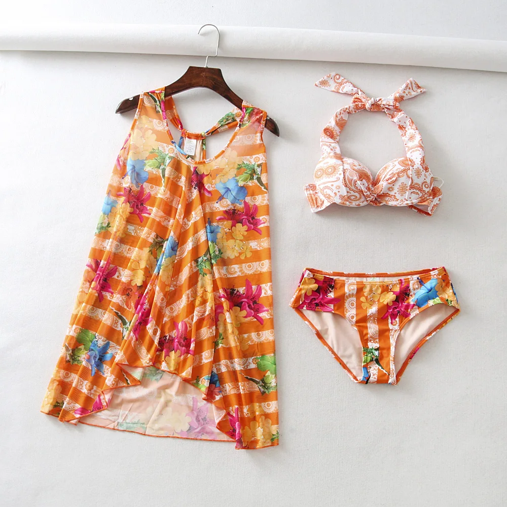 

2019 Women New 3-pieces Sexy Bikini Set Printed Beach Swimwear With Overall