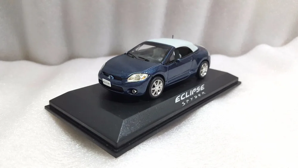 1:43 литья под давлением модели для Mitsubishi Eclipse Spyder Синий сплава игрушечный автомобиль миниатюрный коллекция подарки