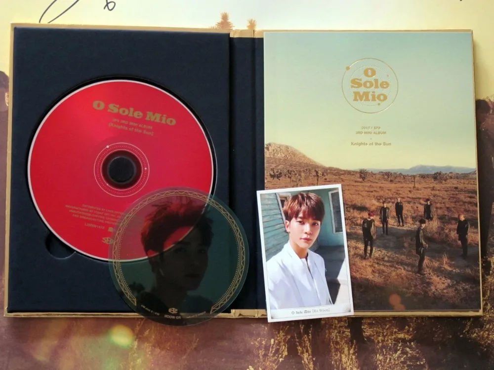 Подписанный SF9 autographed mini3rd альбом KNIGHTS OF THE SUN CD + Фотокнига подписанный плакат K POP