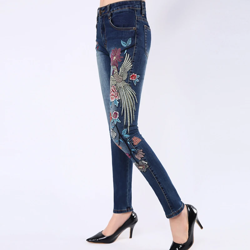 Embroidered Jeans Woman With Bird and Flower Pattern Skinny Denim mom Jeans Femme 2017 Oversized Pencil Pants Plus Size Trousers