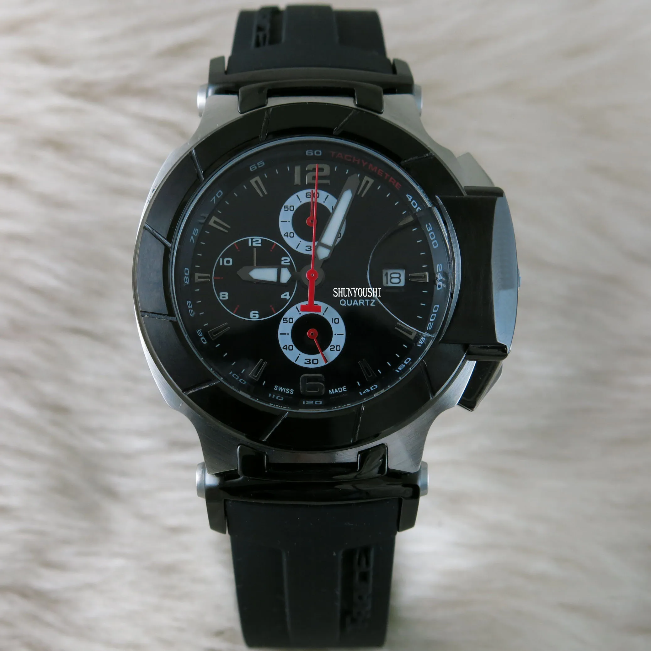 

A05156 Mens Watches Top Brand Runway Luxury European Design Quartz Wristwatches