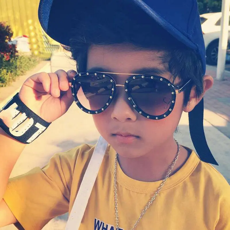 2018 fashion Child New Baby goggle Cute Rivets sunglasses Anti