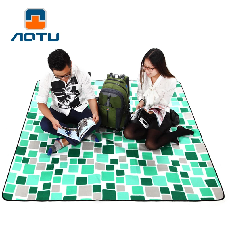 200*200cm Outdoor Beach Picnic Camping Mat Waterproof Moisture proof