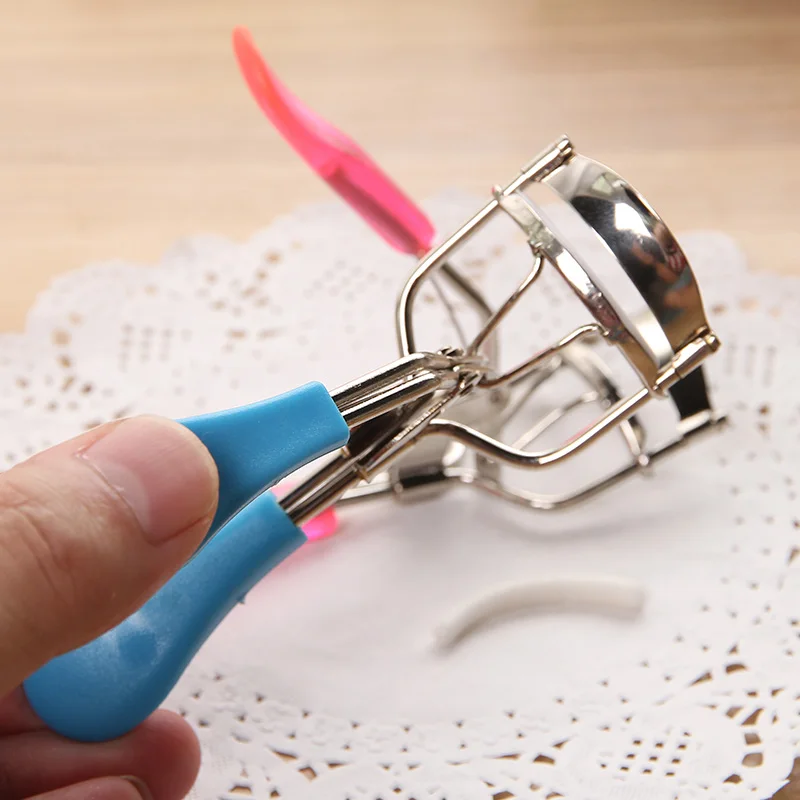 Dan Korean beauty tools eyelash curler curling lane super makeup