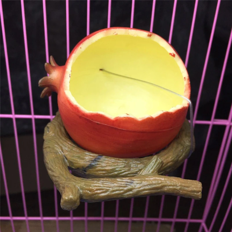 

New Fruit Shape Bird Parrot Feeder Funny Orange Pomegranate Food Water Feeding Bowl Container Feeders For Crates Cages Coop Pet