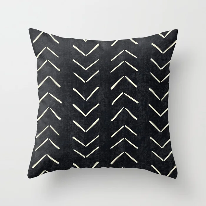 mudcloth-big-arrows-in-black-and-white-pillows