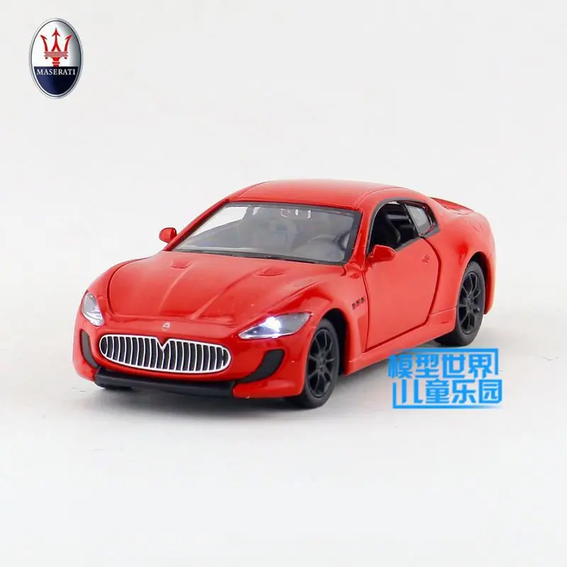 Maserati Quattroporte (1)