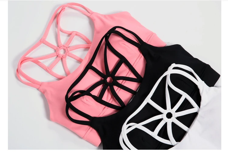 3607894205_610630470