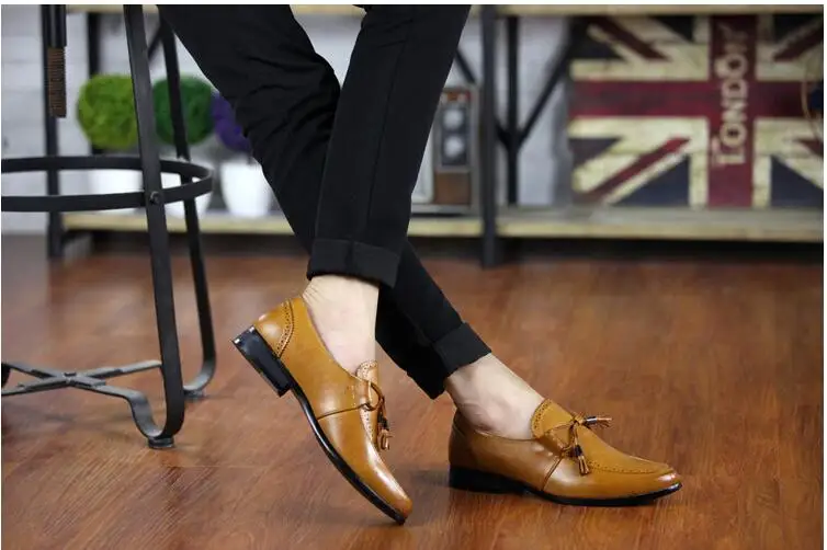 Новые весенние модные оксфорды деловые мужские модельные деловые кожаные туфли высокого качества мягкие повседневные мужские туфли на