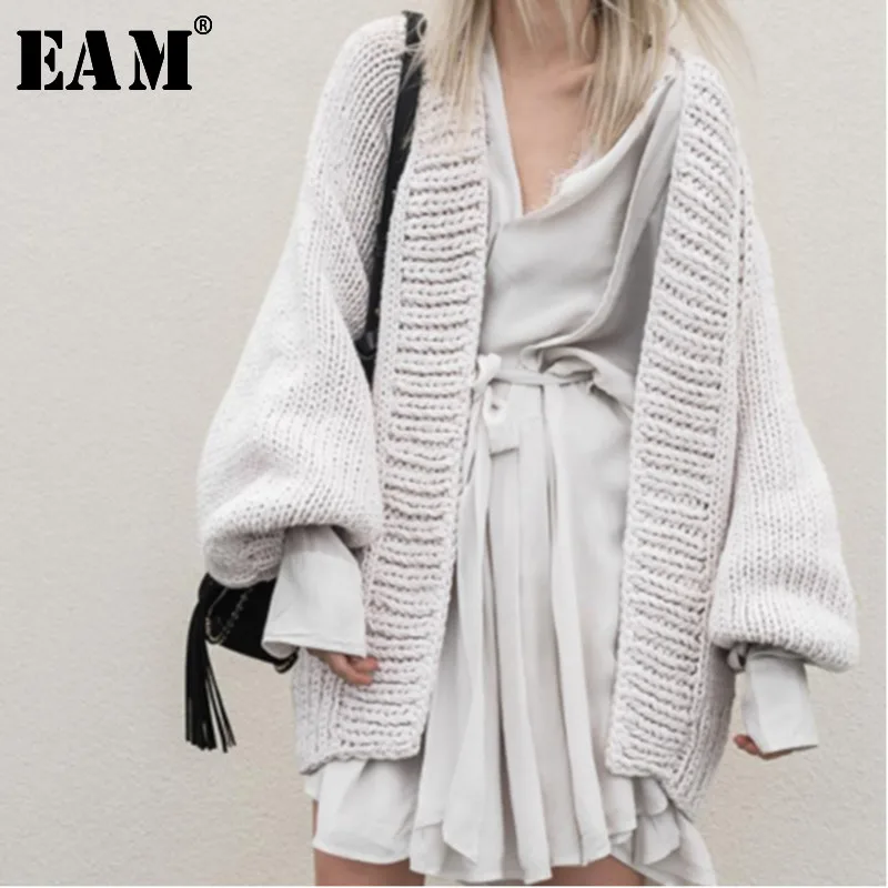 

[EAM] 2019 New Spring Fashion Long Batwing Sleeve V-neck Big Size Oversize Knitting Keep Warm Thickening Open Stitch Woman BL812