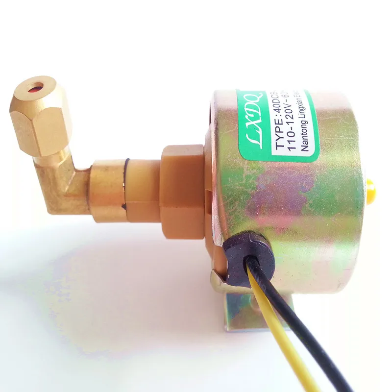 

High-power pump smoke machine snow machine lighting home entertainment models 40DCB-31 voltage 110-120V, 60Hz Power 18W