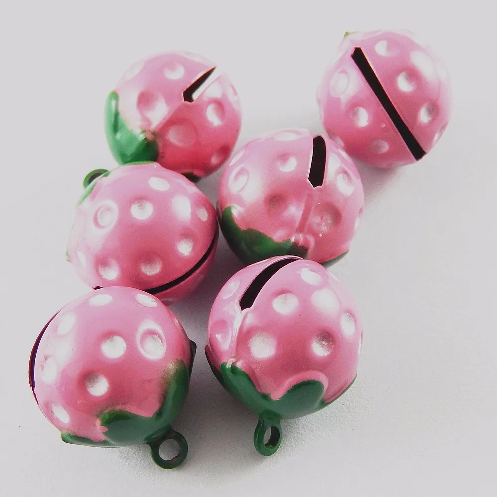 5pcs/pack Jingle Bells Strawberry Crafts Necklace Pendant Charms Christmas Cherry Phone Pet Decor Baby Gift 21*17*16mm 51925