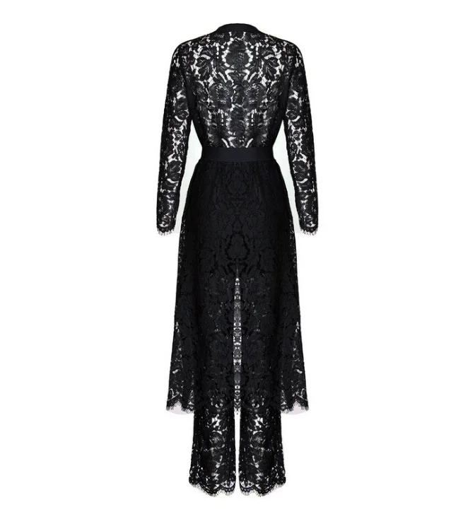 (11)