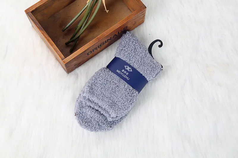 Warm Men Middle Socks Solid Color Super Soft Male Socks Carpet Floor Socks High Quality Coral Fleece 2019 Man Clothing Thickening (13)