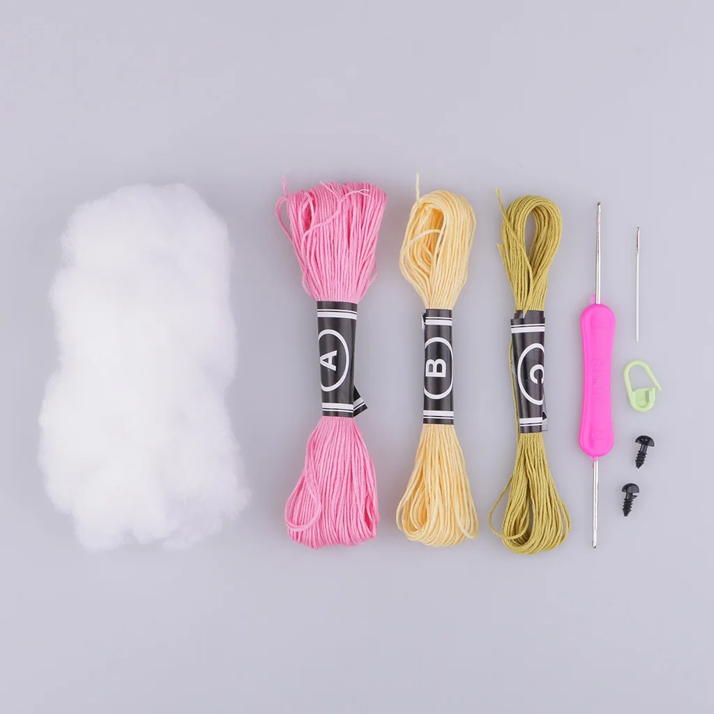 Set of 5 Beginners Learn to Crochet Kit for Children 3D Pig Stuffed Doll Making Knitting