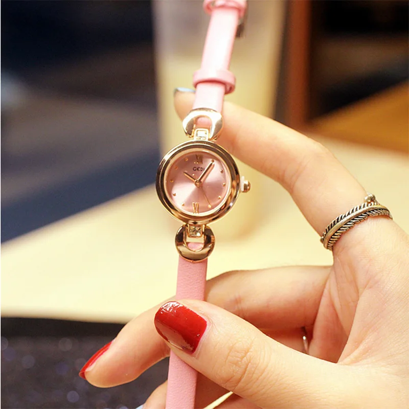 Koop Vrouwen Horloge Luxe Casual Jurken Horloges Vrouwen Creatieve Lederen Band Quartz Armband Horloge Dames Jurk Horloges