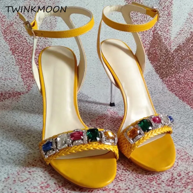 leather sandal09