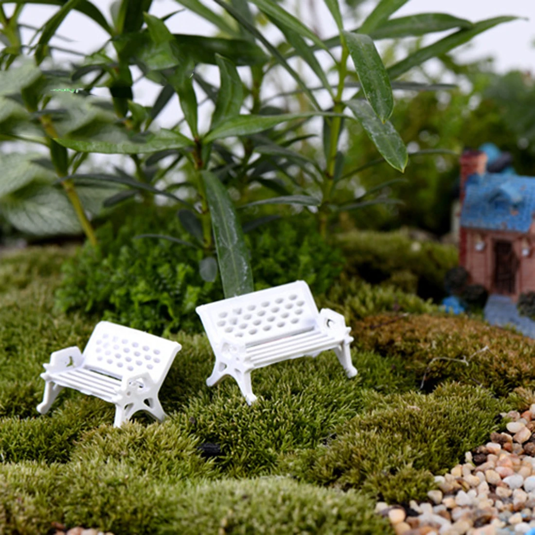 New 1Pcs Miniature White Chair Christmas Diy Plastics Fairy Garden Craft Decoration New 1Pcs Miniature White Chair Christmas Diy Plastics Fairy Garden Craft Decoration