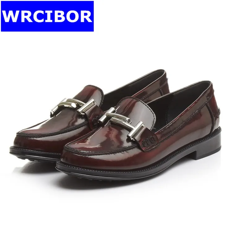 Patent leather Flat Oxford Shoes font b Woman b font Flats 2017 Fashion Metal Decoration Brogue