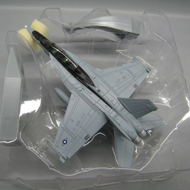 1/100 масштаб военная модель игрушки F18 F-18 F/A-18 Boeing Hornet истребитель-бомбардировщик США армейская воздушная сила литой металлический самолет модель игрушки