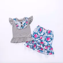 Комплект для маленьких девочек, серый топ с рукавами-клеш+ штаны с цветочным принтом, комплект из двух предметов, одежда для маленьких девочек, футболка, топ и шортики, комплект