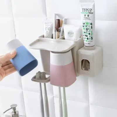 

BF040 Creative lovers suction toothbrush holder Automatic toothpaste extruding device Wall Cup Set toothbrush rack 21*13cm