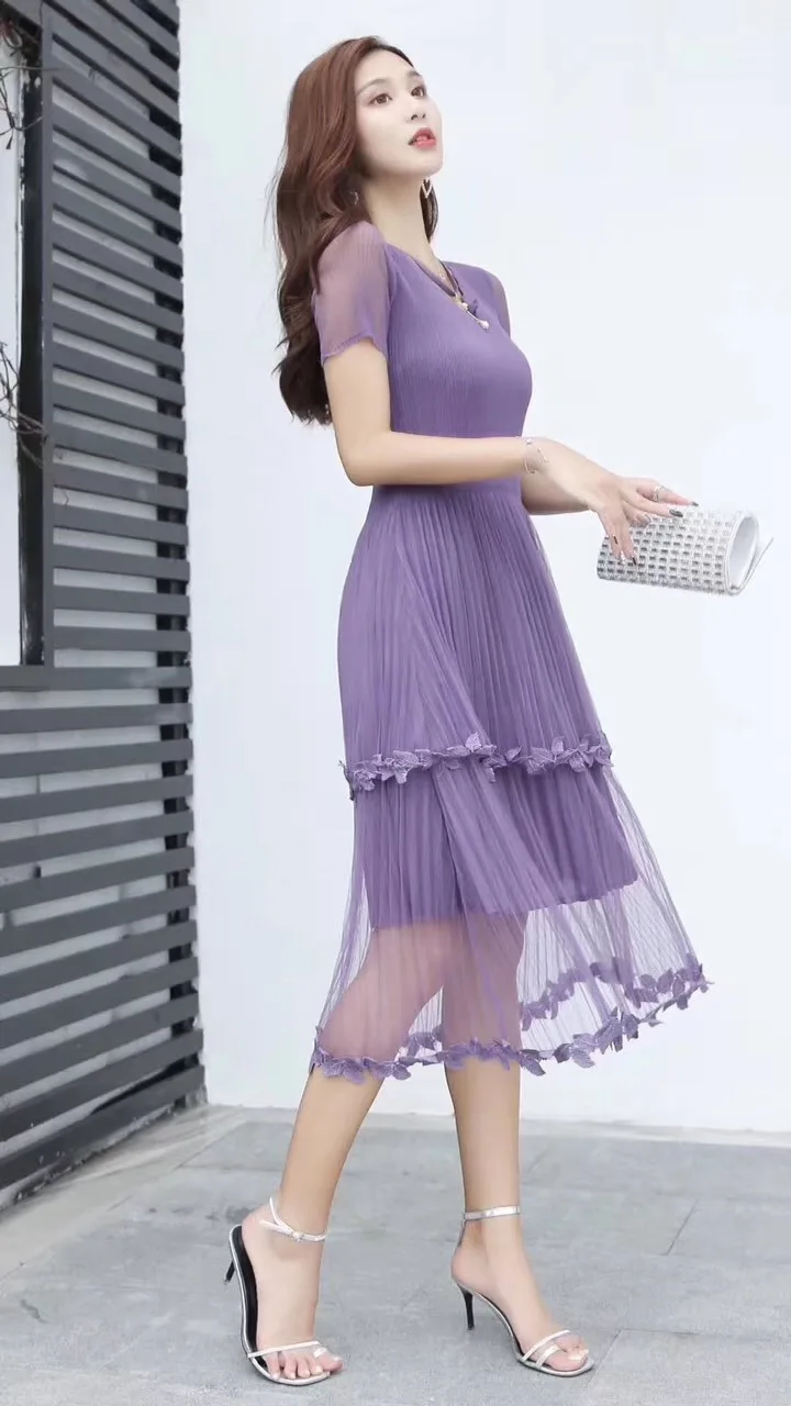Original Design Pleated Dress Simple Exquisite Pure Color Super Elastic Women's Dress Slim Dress Four Colors Wether Fat or Thin